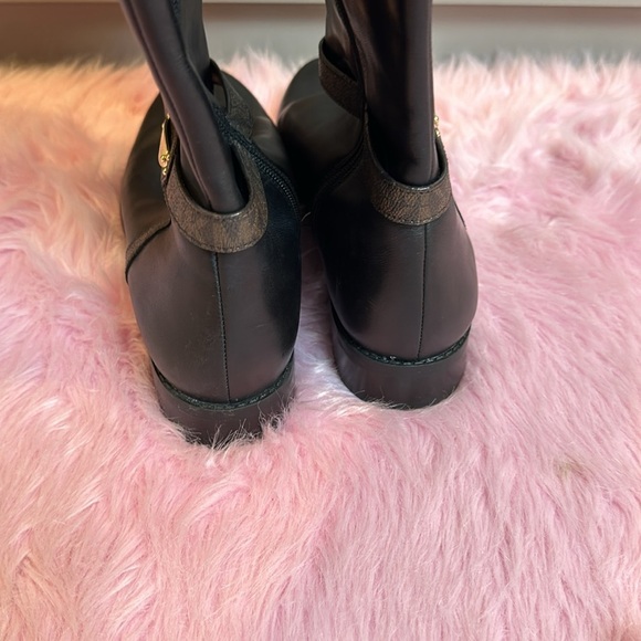 Michael Kors black leather heeled boots size 10 - Picture 4 of 8